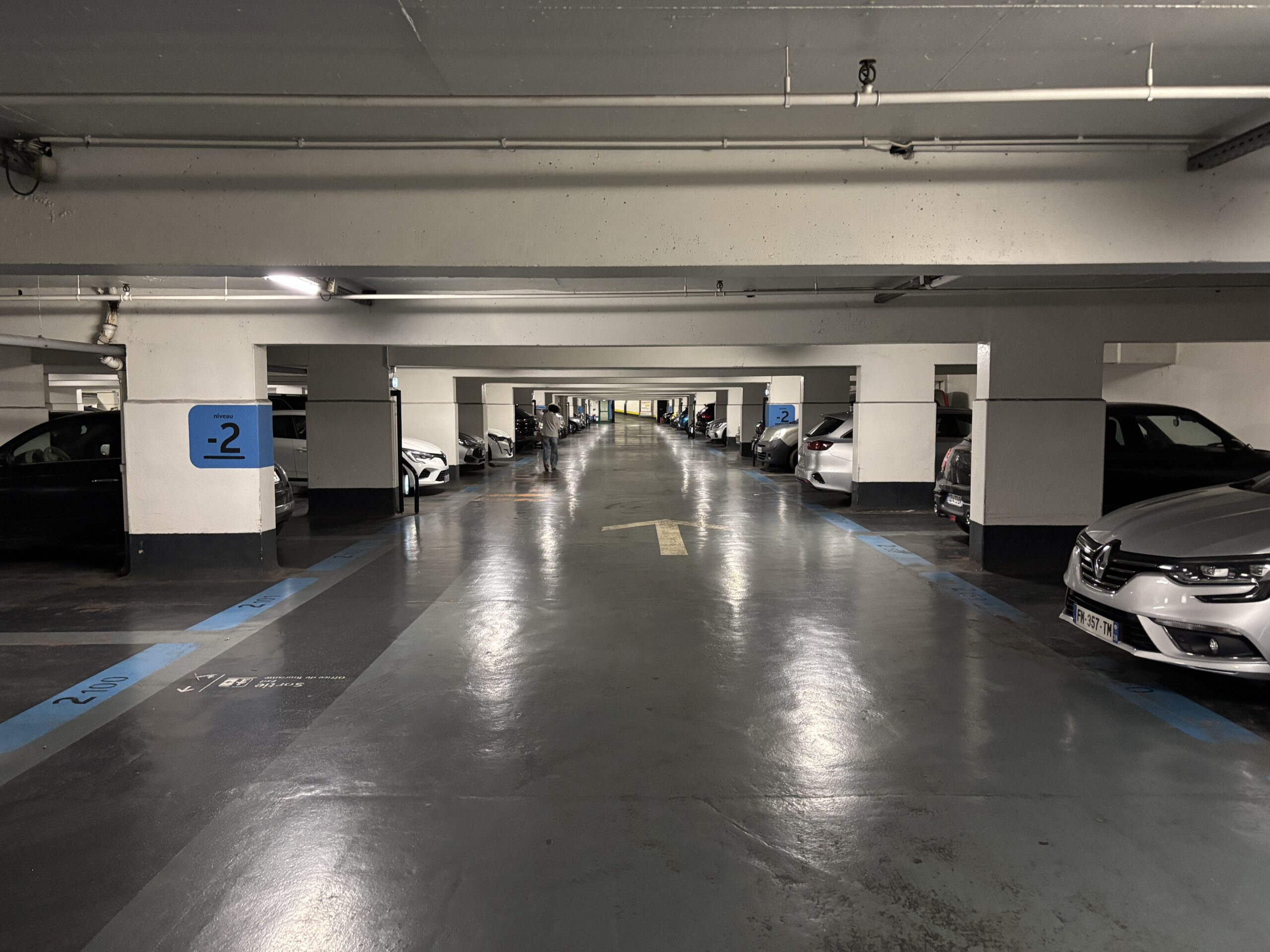 Intérieur du parking Sainte Claire - Les Halles